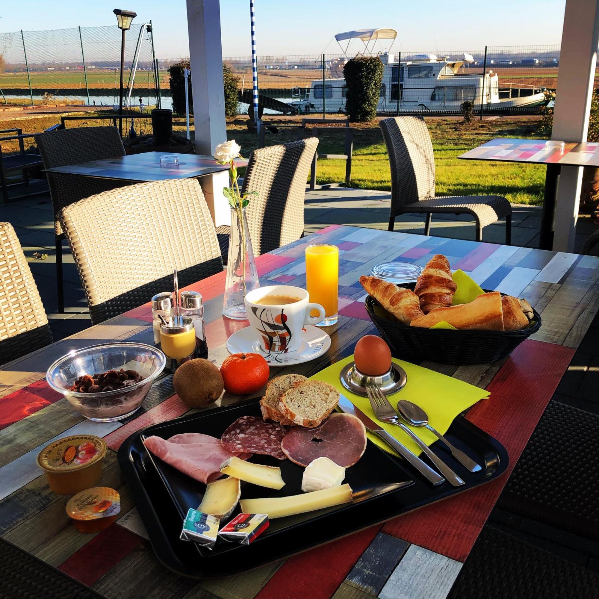 Hotel Restaurant Argos, Strasbourg Nord Vendenheim Exteriér fotografie